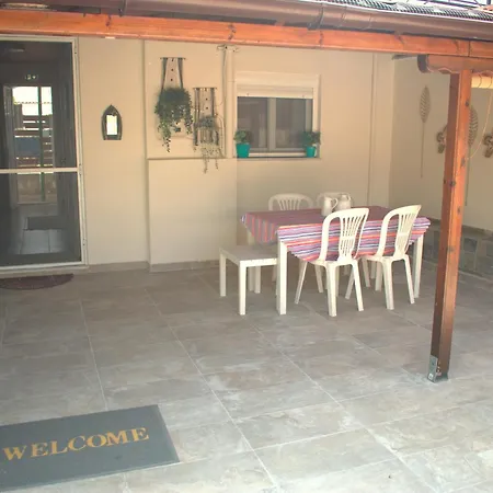 بيت للعطل Verde Home Néa Meságkala