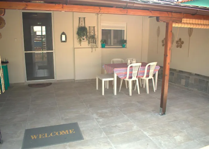 Case de vacanță Verde Home Néa Meságkala